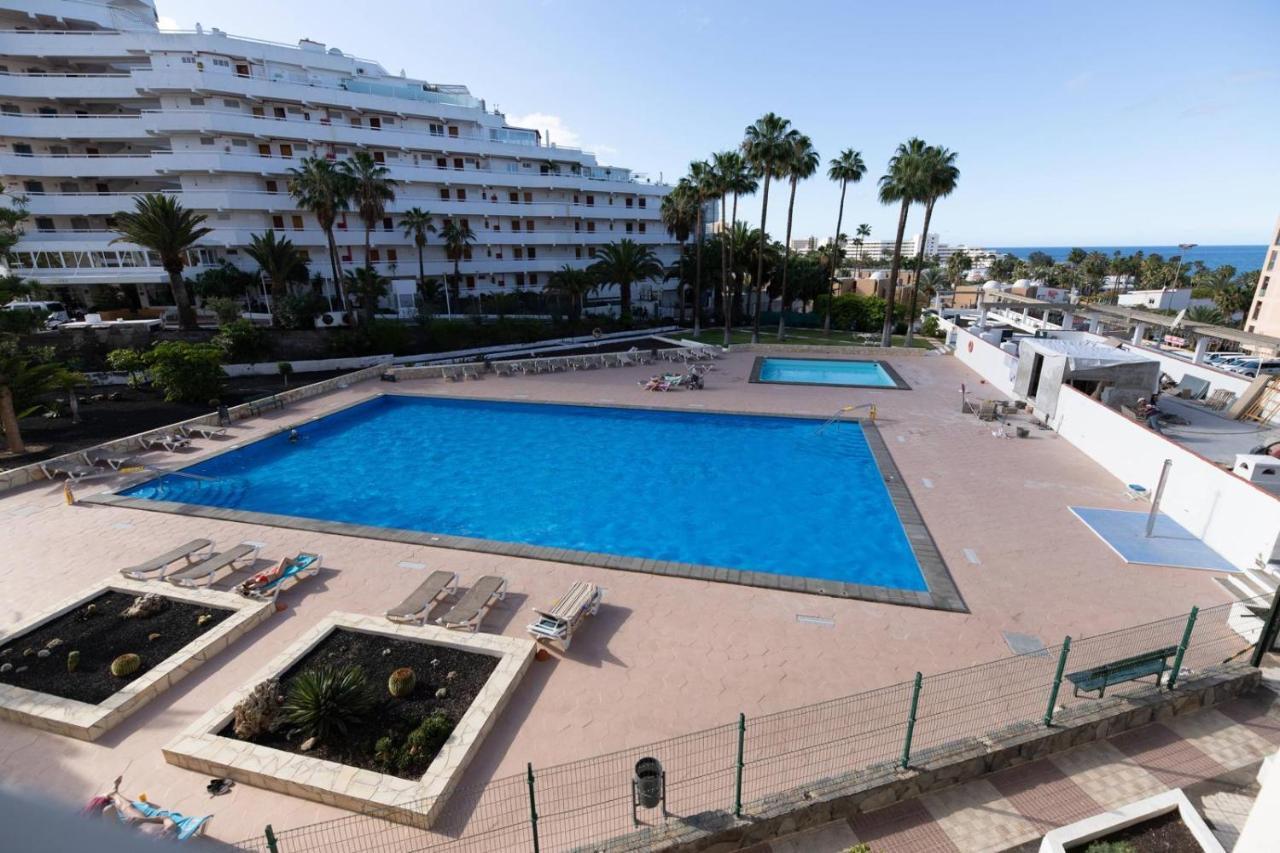 Modern Apartment With Pool And Wifi Playa Feñabe エクステリア 写真